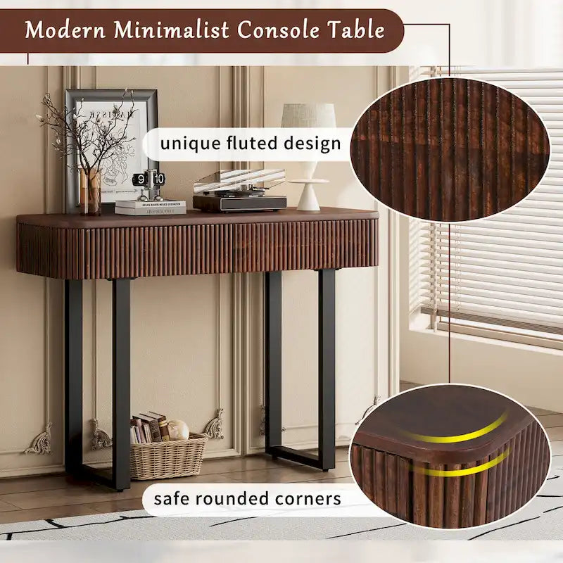 Console d'entrée moderne en bois massif avec motif cannelé et rangement