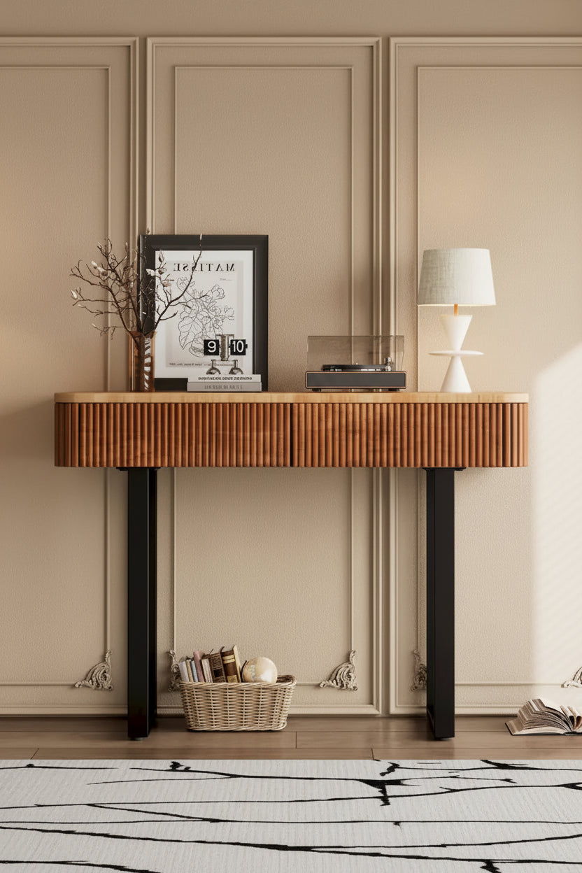 Console d'entrée moderne en bois massif avec motif cannelé et rangement