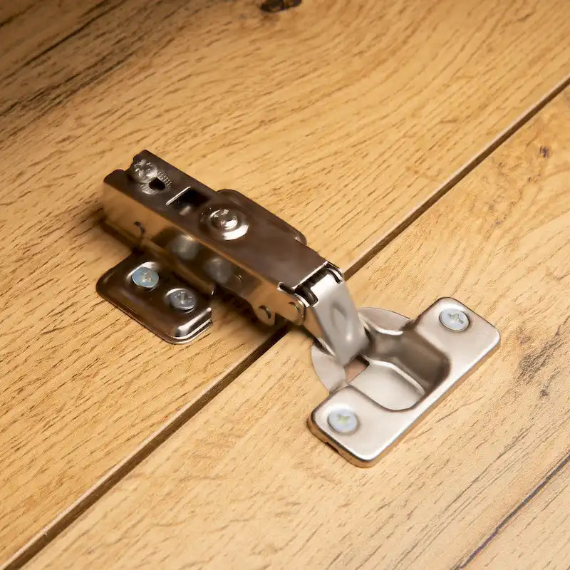 Meuble TV de 70,9 po avec double espace de rangement et porte abattante pour téléviseurs jusqu'à 80 po